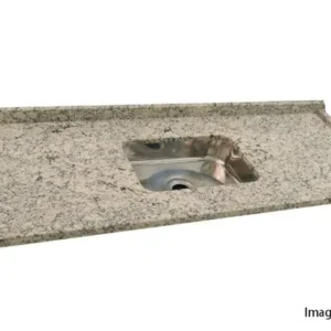 Pia de granito Venezian 1,50x55cm. Fornecedor: Legg.